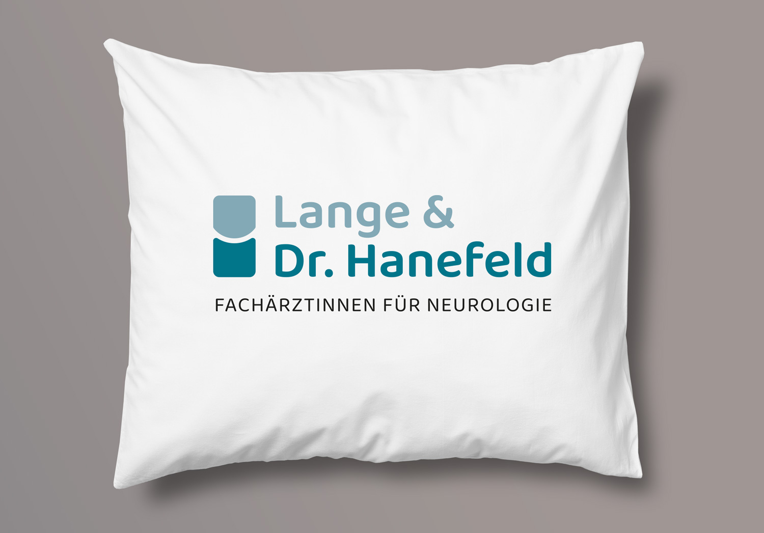 Rz Logo Kissen L+drh1